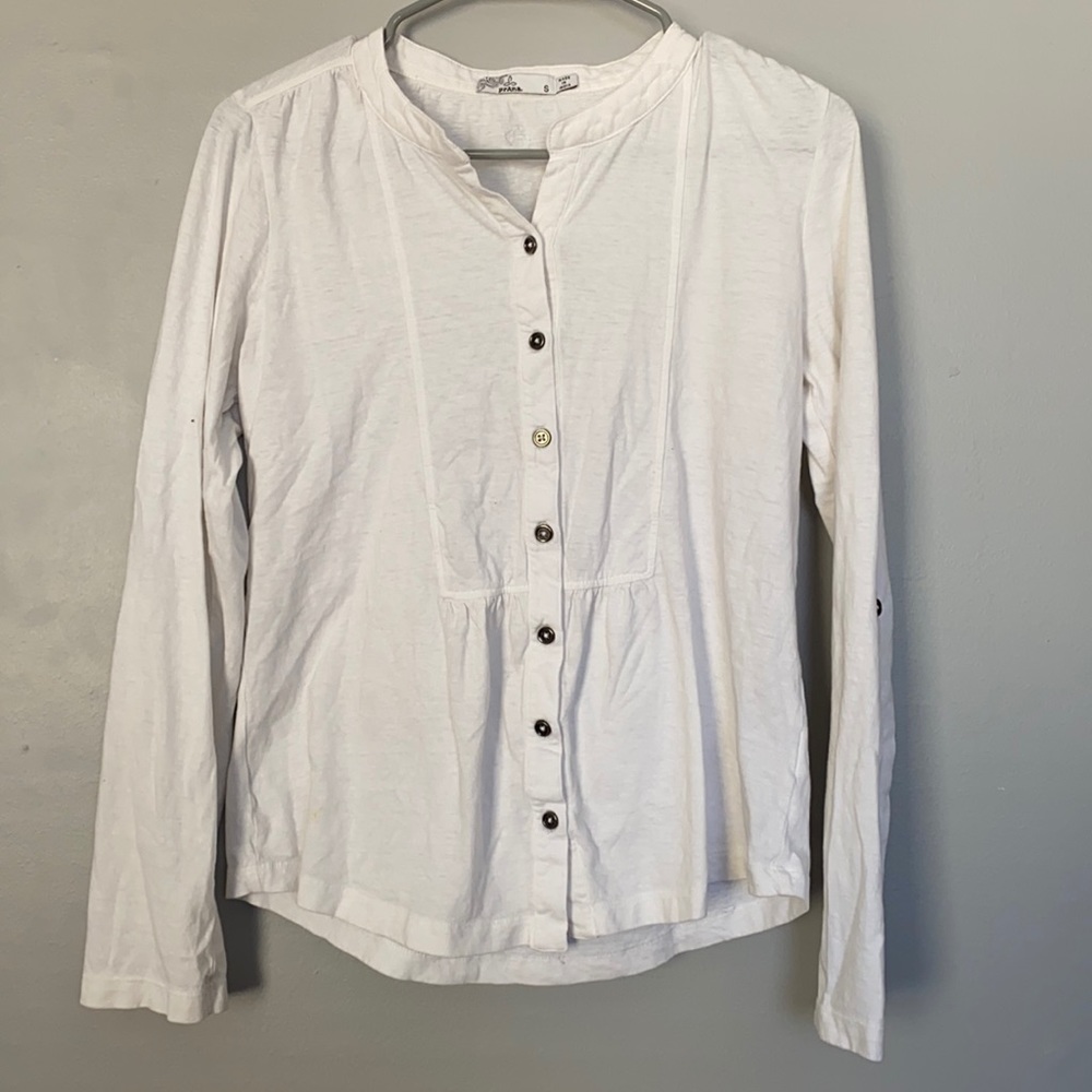 Prana Women’s White Button-Up Shirt